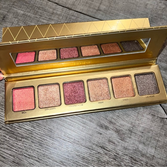 ELOISE Sahara Nights Eyeshadow Palette! - Picture 2 of 4
